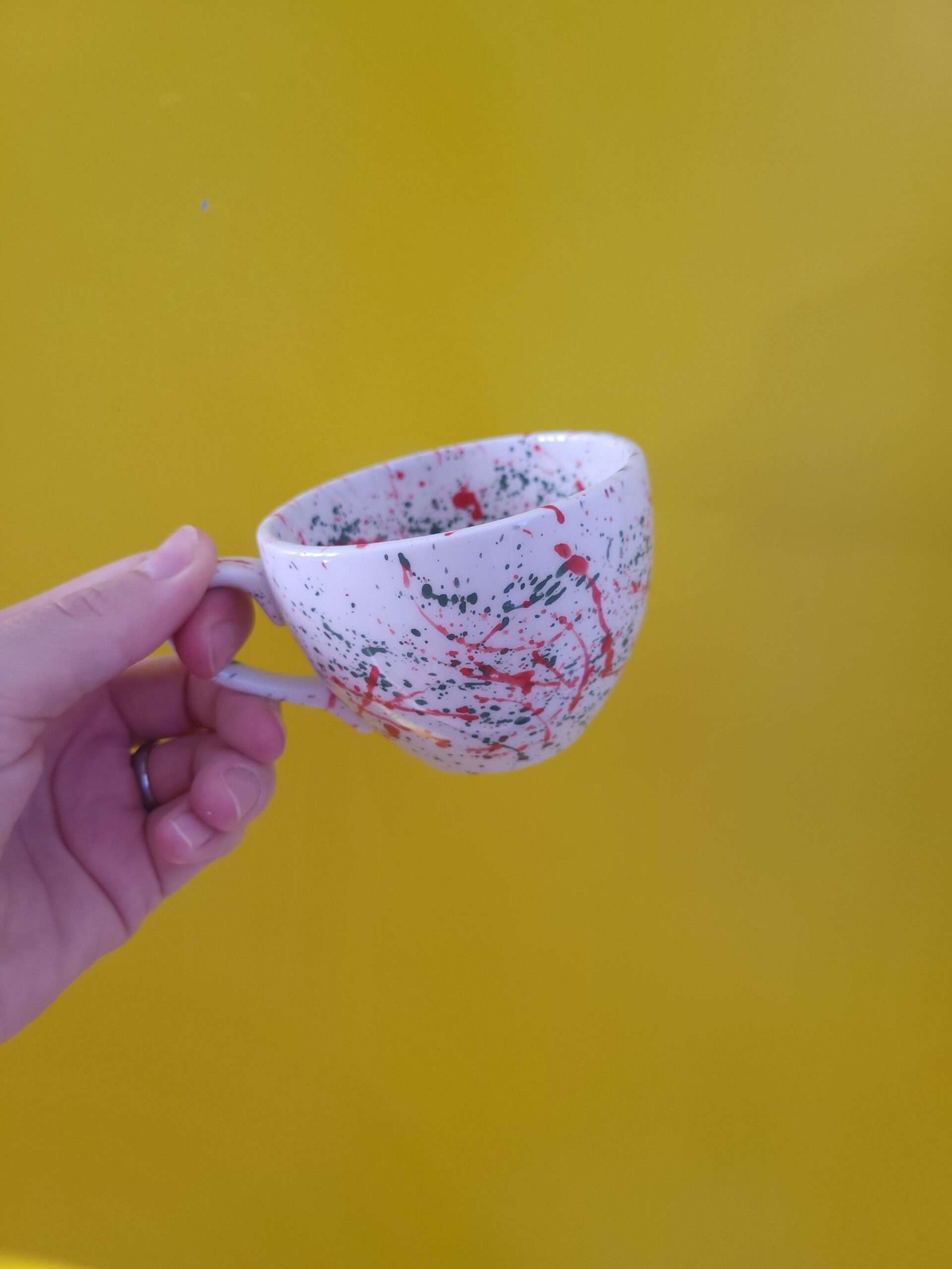 COFFEE/ TEA CUP "CRVENO-ZELENO"