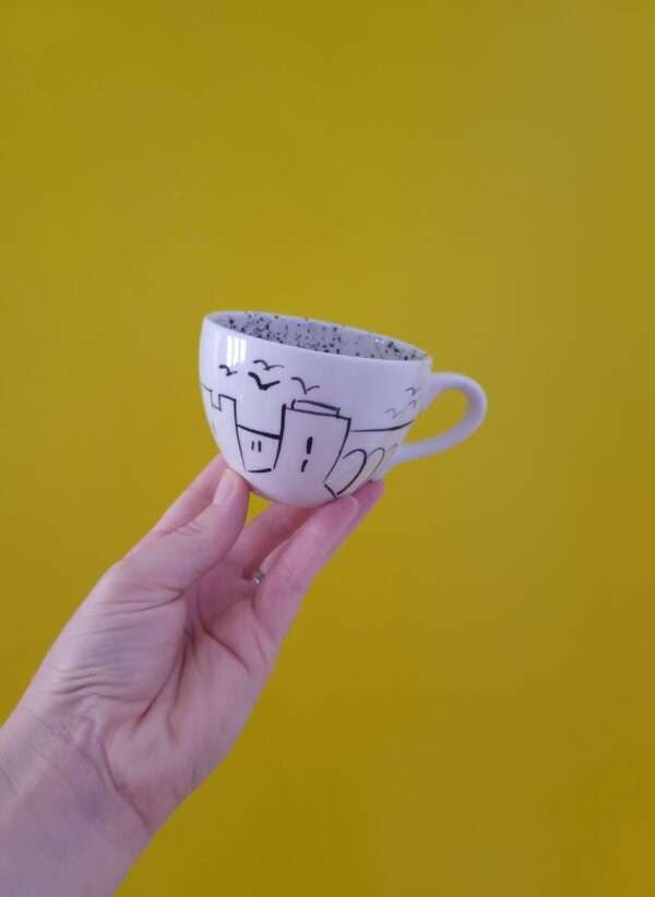 COFFEE/ TEA CUP BLACK "GRAD"